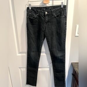 The Limited 917 Dark Denim Blue Jeans Size 6